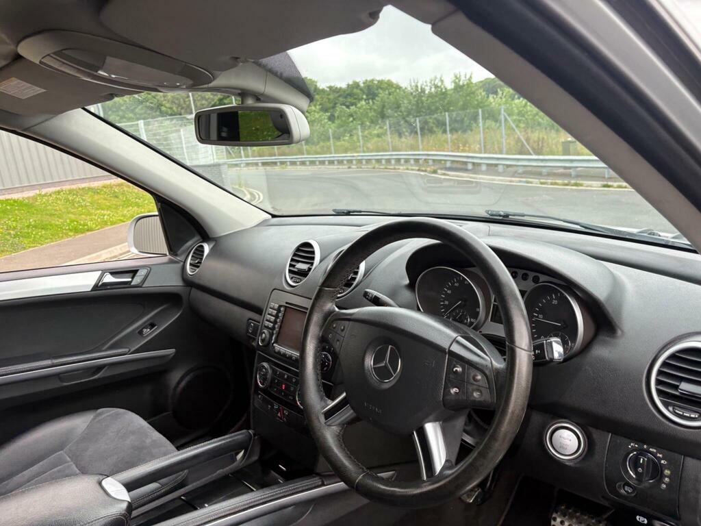 Mercedes-Benz M Class 2.7 Ml270 Cdi 163 Bhp Silver #23