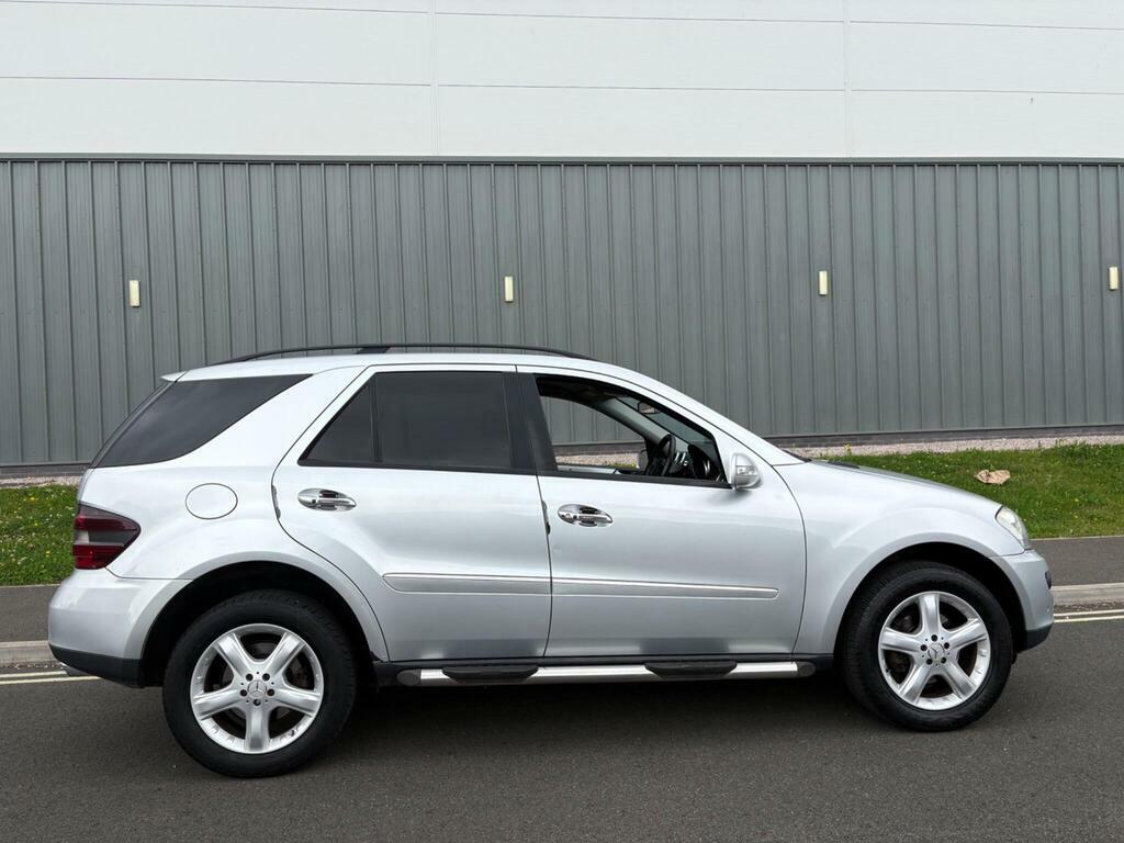 Mercedes-Benz M Class 2.7 Ml270 Cdi 163 Bhp Silver #31