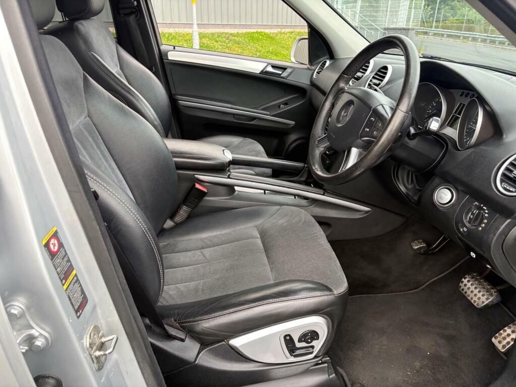Mercedes-Benz M Class 2.7 Ml270 Cdi 163 Bhp Silver #24