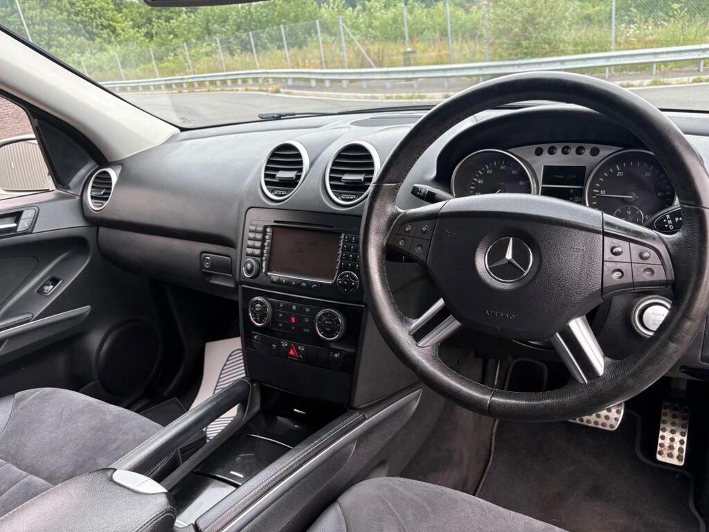 Mercedes-Benz M Class 2.7 Ml270 Cdi 163 Bhp Silver #22