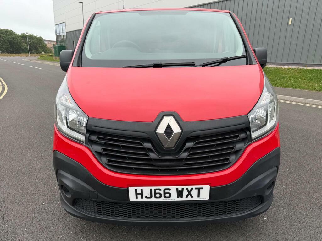 Renault Trafic 1.6 Dci 27 Business Swb Standard Roof Euro 6 Red #2