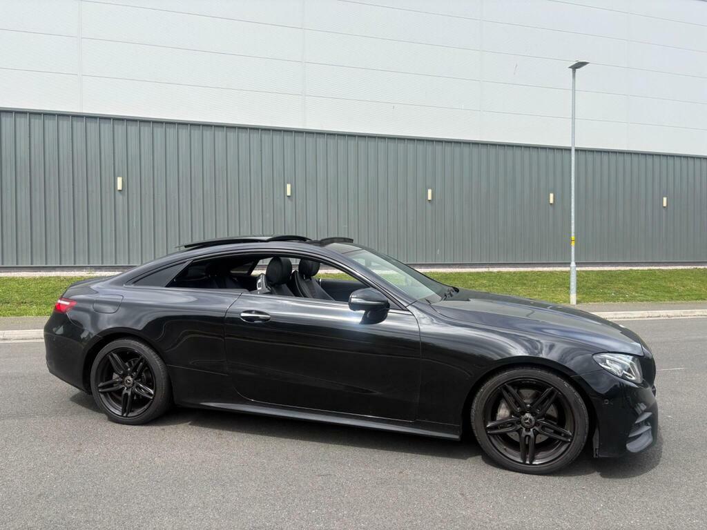 Mercedes-Benz E Class White #54