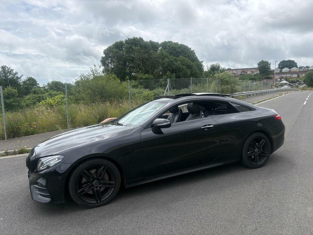 Mercedes-Benz E Class White #47