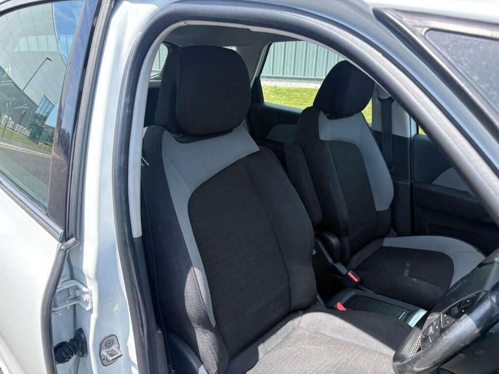 Citroen C4 Picasso 1.6L Selection Black #26