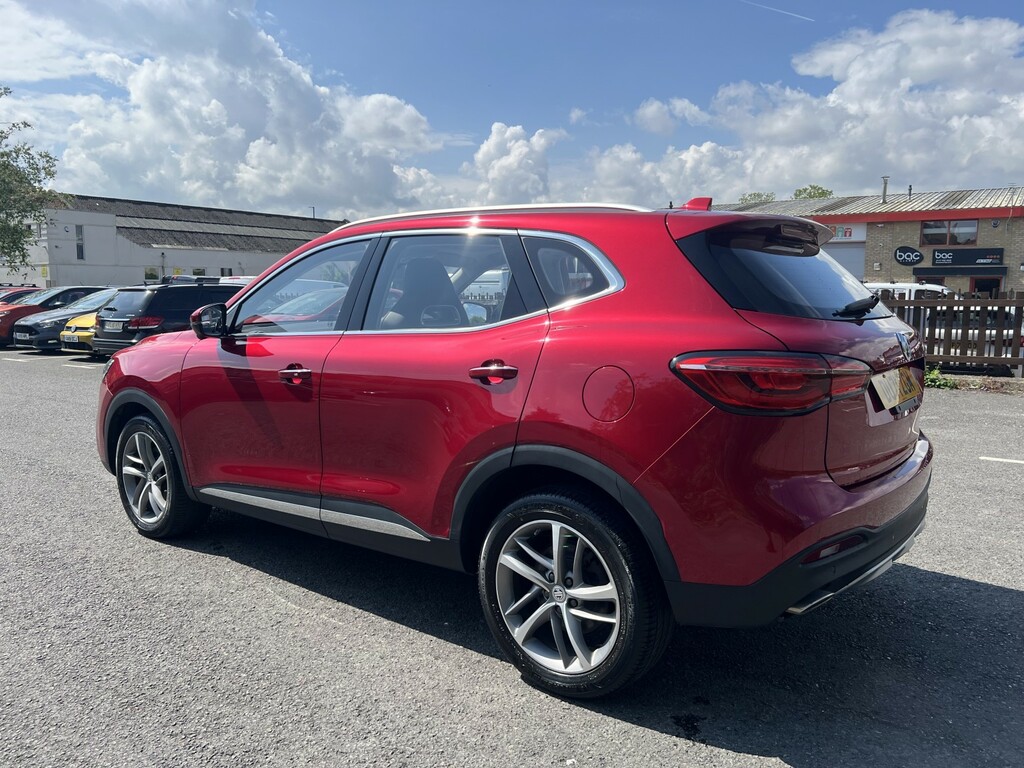 MG HS 1.5 T-gdi 16.6Kwh Exclusive Red #5