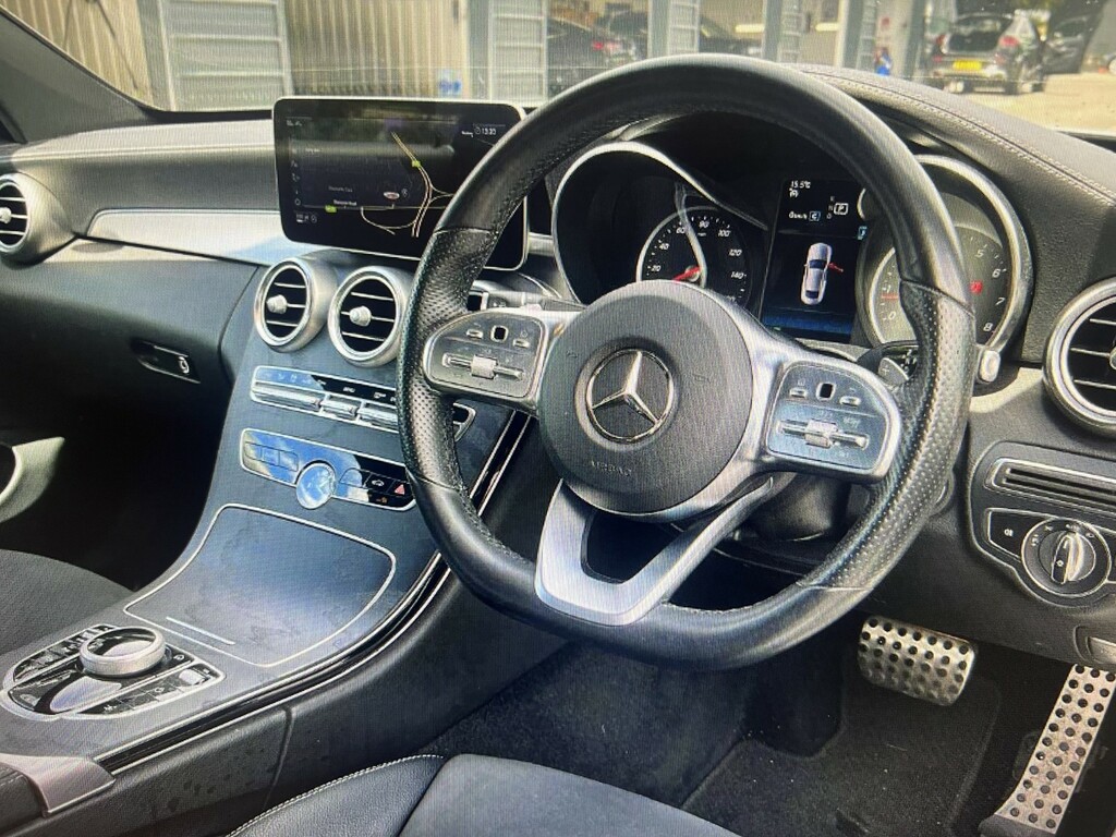 Mercedes-Benz C Class 2L Amg Line White #3