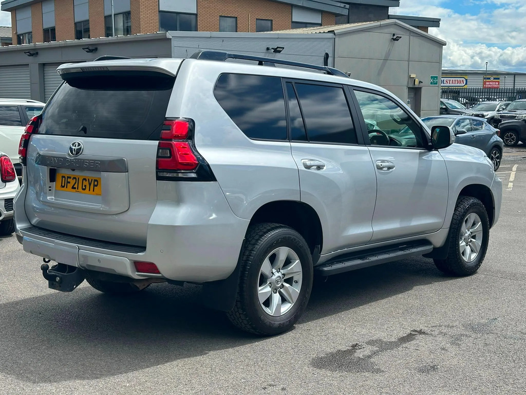 Toyota Land Cruiser 2.8D Active Navi 4Wd Lwb Euro 6 Ss DF21GYP #2