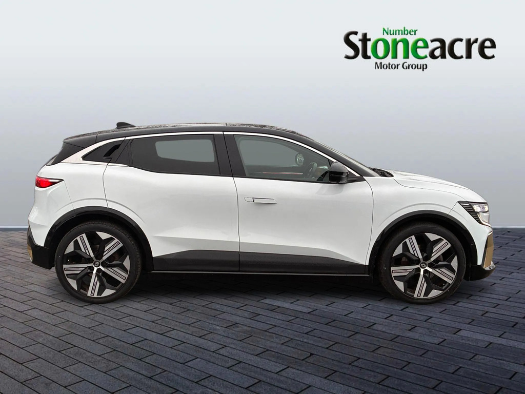 Renault Megane E-Tech 60Kwh Iconic NG23TVZ  #2