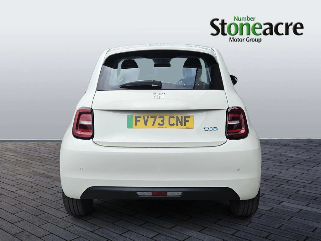 Fiat 500E 70Kw Action 24Kwh FV73CNF #4