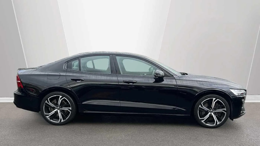 Volvo S60 2.0 B5p Plus Dark YF73MYZ #3