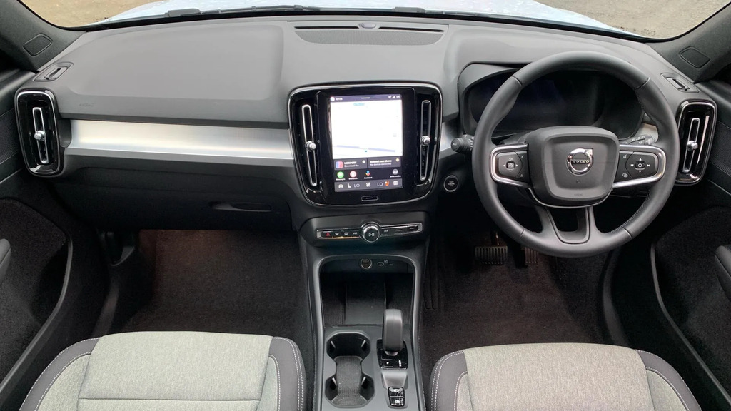 Volvo XC40 Core B3 163 Hp NL75VFE  #5