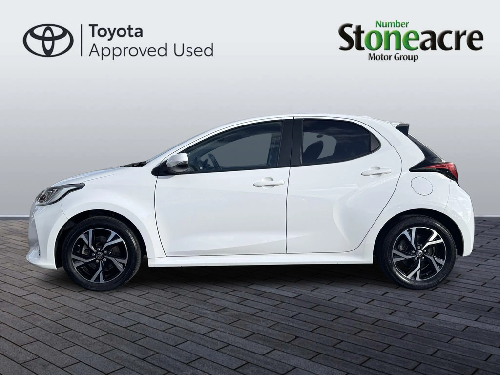 Toyota Yaris 1.5 Hybrid Design NX24XZR #5
