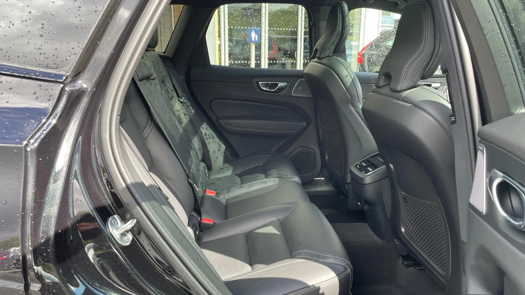 Volvo XC60 2.0 B5 Mhev Ultra Black Edition Awd Euro 6 S RF74AKP #6