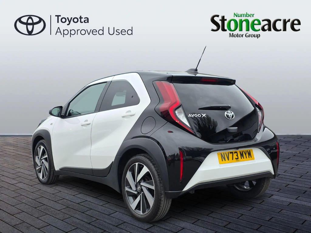 Toyota Aygo X 1.0 Vvt-i Edge NV73MYM  #4
