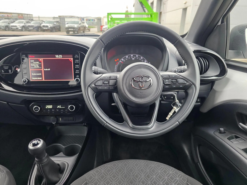 Toyota Aygo X 1.0 Vvt-i Edge NV73MYM  #6