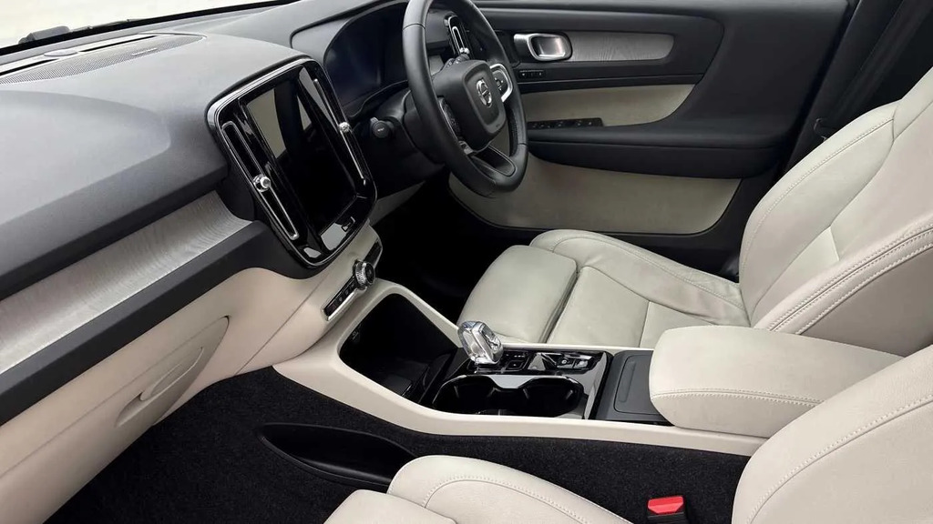 Volvo XC40 2.0 B3 Mhev Ultra Bright Dct Euro 6 Ss RV25VNJ #6
