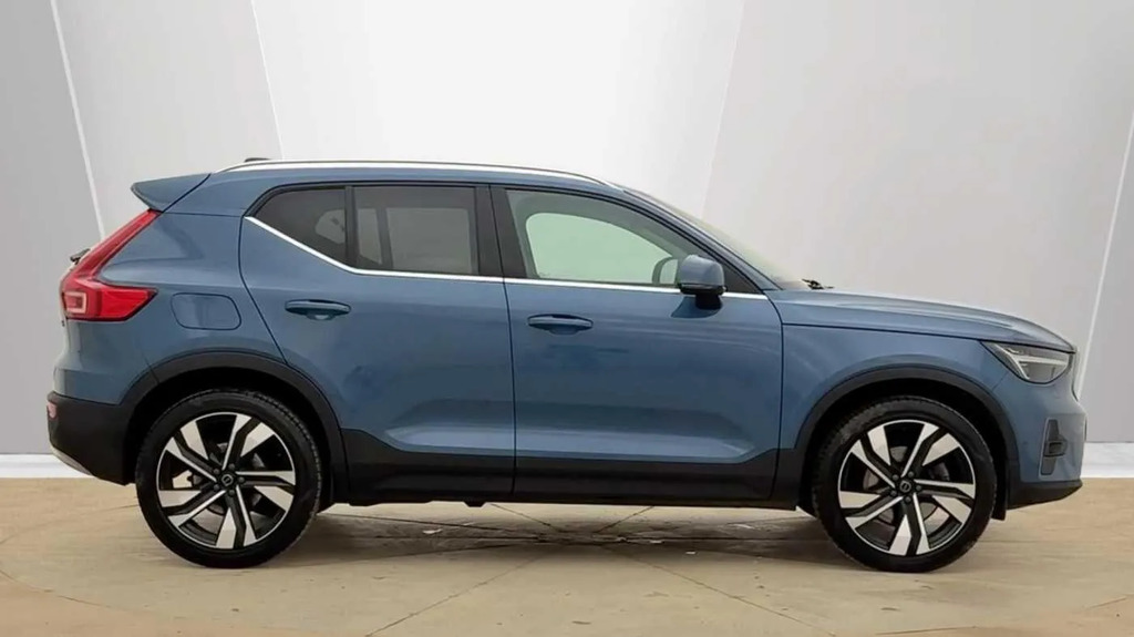 Volvo XC40 2.0 B3 Mhev Ultra Bright Dct Euro 6 Ss RV25VNJ #2
