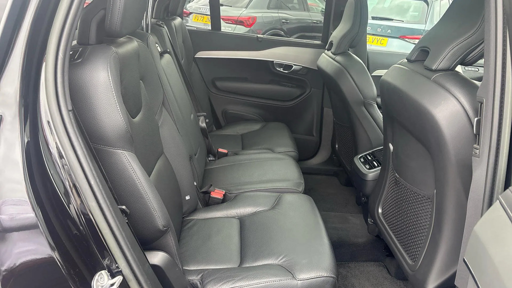 Volvo XC90 2.0 B5d 235 Plus Dark BK23ENU #6