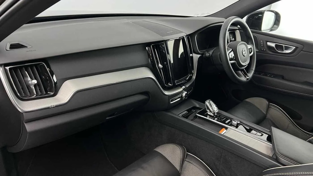 Volvo XC60 Plus Dark B5 250 Hp LK23SSO #6