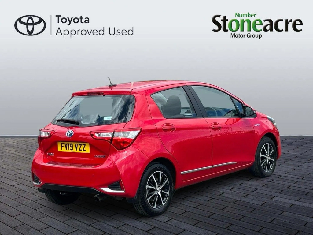 Toyota Yaris 1.5 Vvt-h Icon Tech Hatchback FV19VZZ  #3