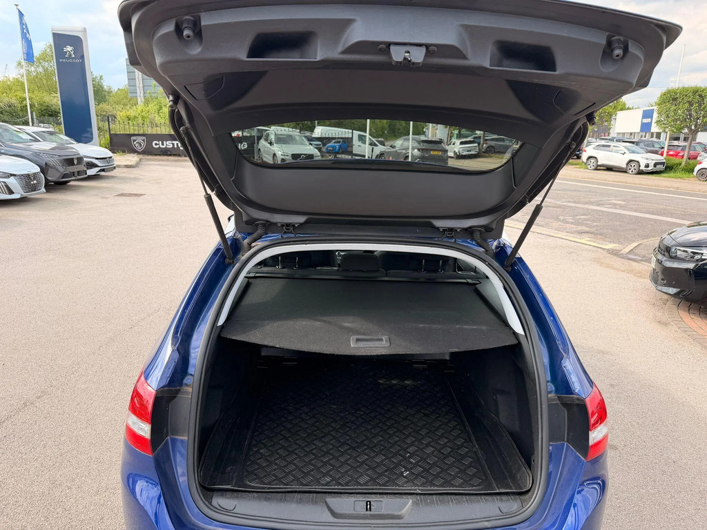 Peugeot 308 SW 1.2L Allure Blue #9