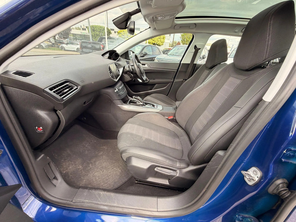 Peugeot 308 SW 1.2L Allure Blue #27