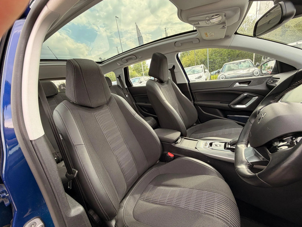 Peugeot 308 SW 1.2L Allure Blue #30
