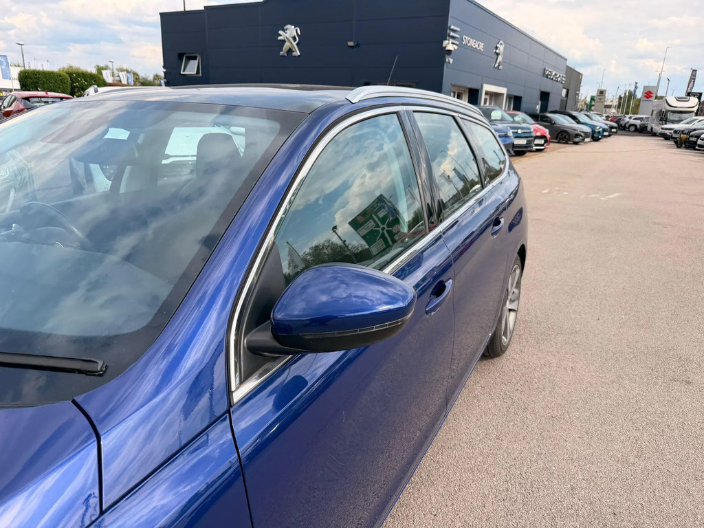 Peugeot 308 SW 1.2L Allure Blue #11