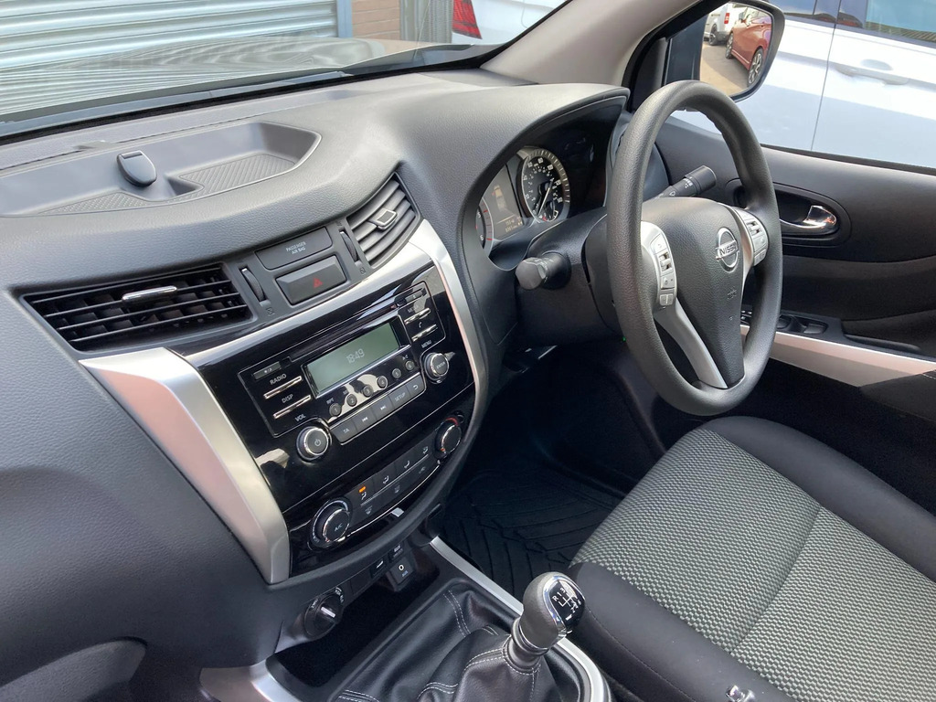 Nissan Navara Dci Acenta Pickup Double Grey #30