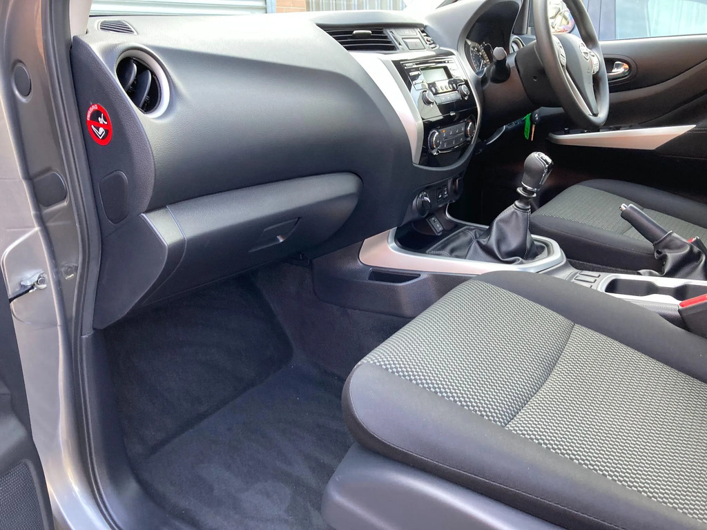 Nissan Navara Dci Acenta Pickup Double Grey #35