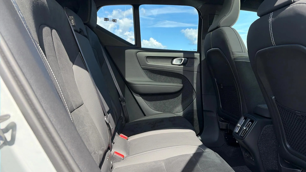 Volvo XC40 2.0 B3 Mhev Ultra Dark Dct Euro 6 Ss RV75CKK  #6