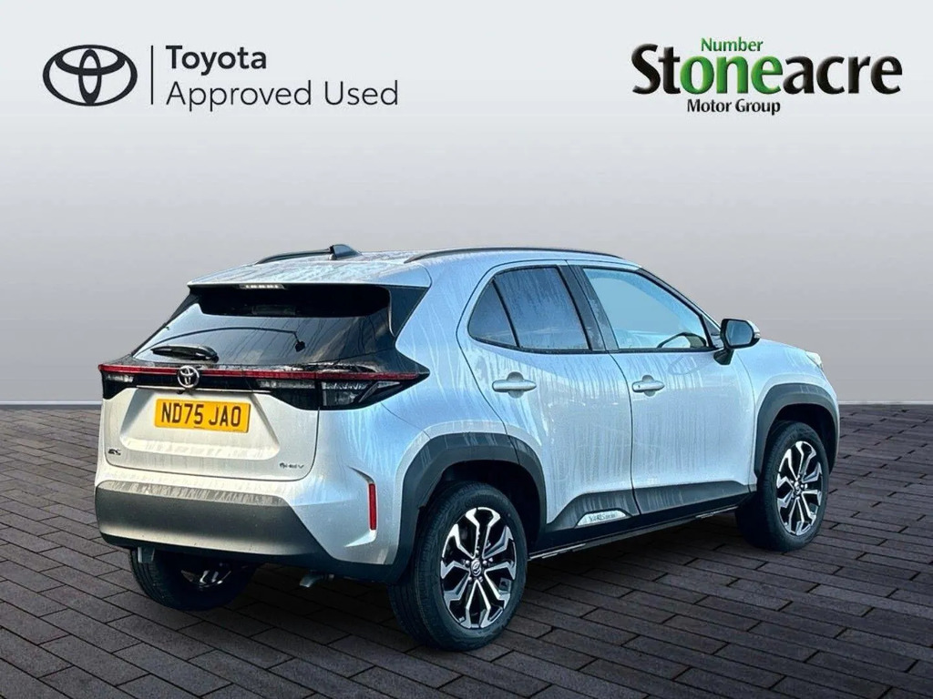 Toyota Yaris Cross 1.5 Hybrid Design ND75JAO #3