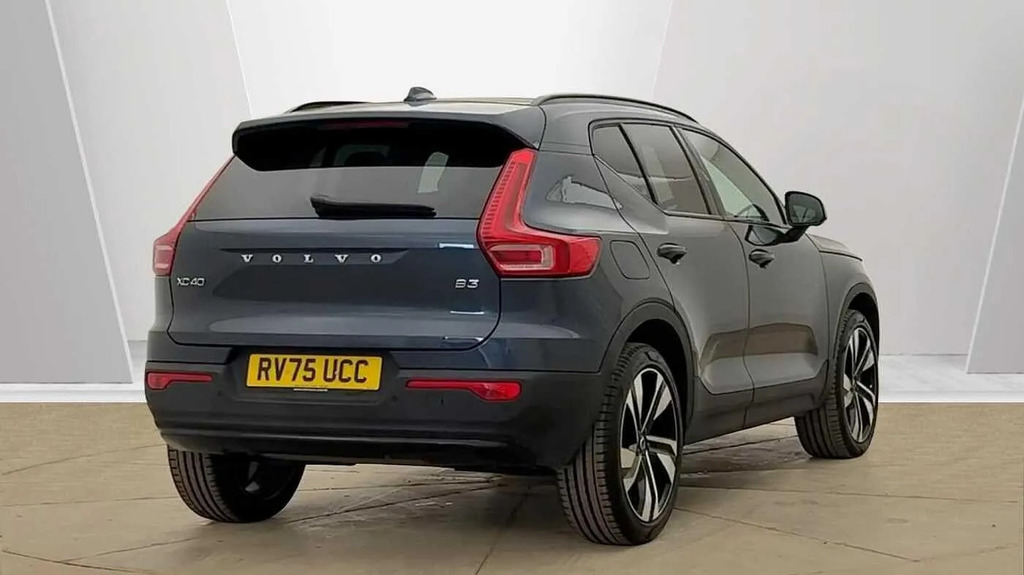 Volvo XC40 2.0 B3 Mhev Ultra Dark Dct Euro 6 Ss RV75UCC #3
