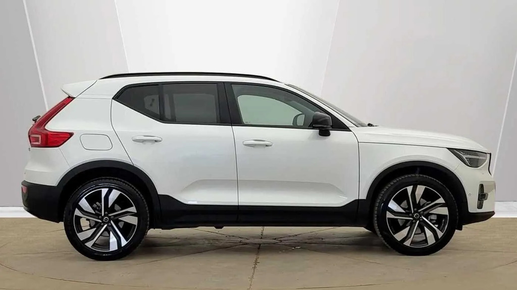 Volvo XC40 2.0 B3 Mhev Ultra Dark Dct Euro 6 Ss OY75VWA #2