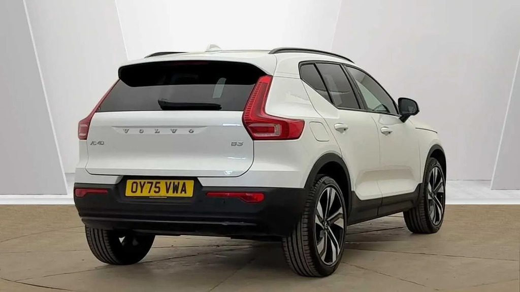 Volvo XC40 2.0 B3 Mhev Ultra Dark Dct Euro 6 Ss OY75VWA #3