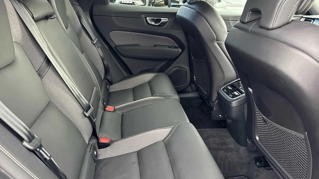 Volvo XC60 2.0 B5 Mhev Plus Black Edition Awd Euro 6 S BK26WNS #6