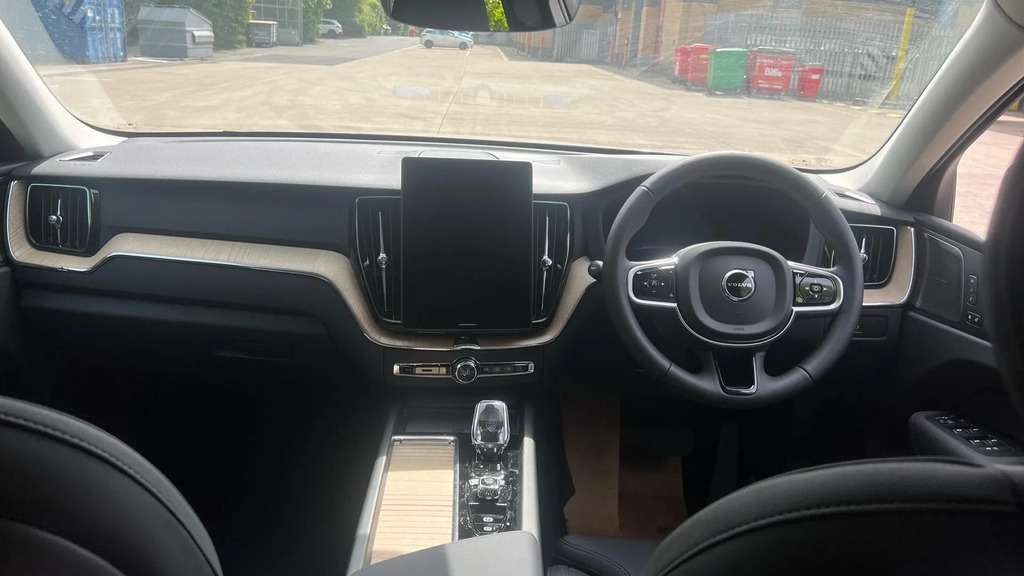 Volvo XC60 2.0 B5 Mhev Plus Awd Euro 6 Ss  #5