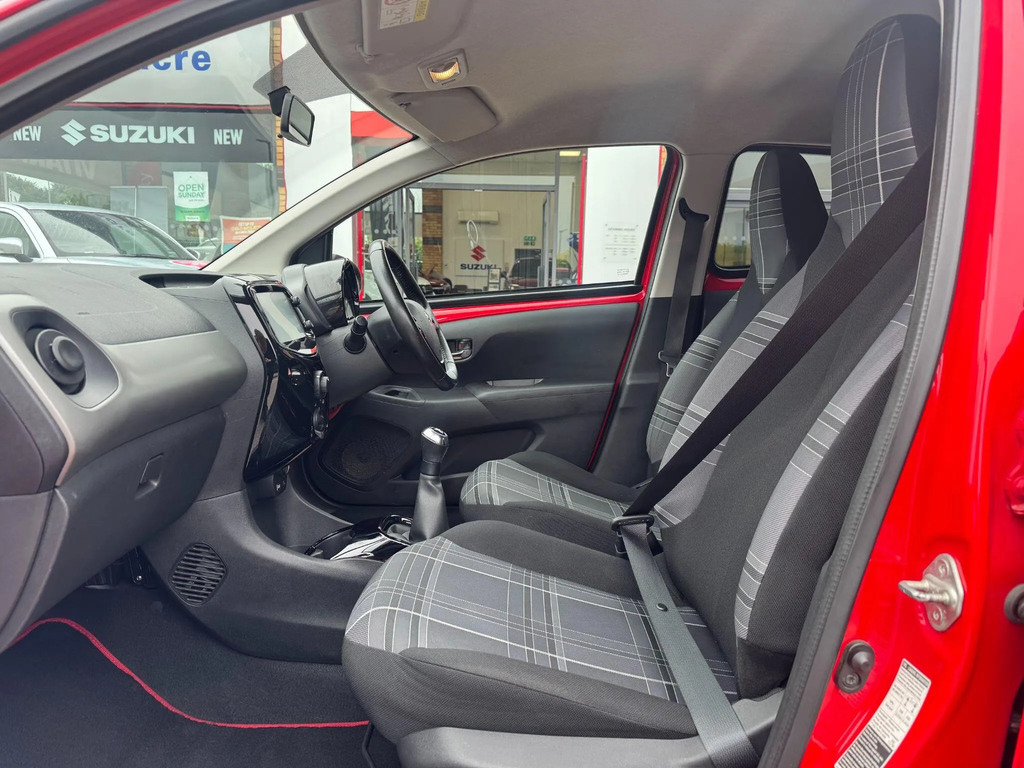 Peugeot 108 Active Blue #24