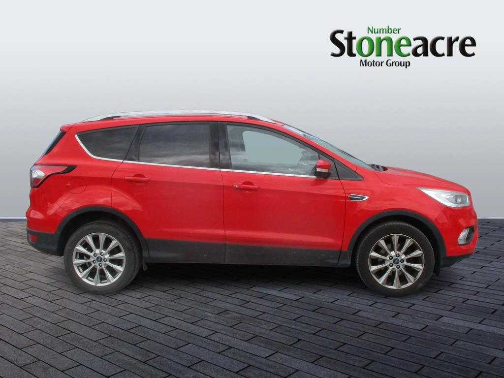 Ford Kuga 1.5 Tdci Ecoblue Titanium Edition Suv WD19RYA Red #2