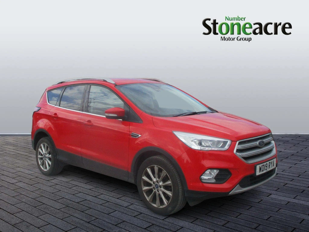 Ford Kuga 1.5 Tdci Ecoblue Titanium Edition Suv Red