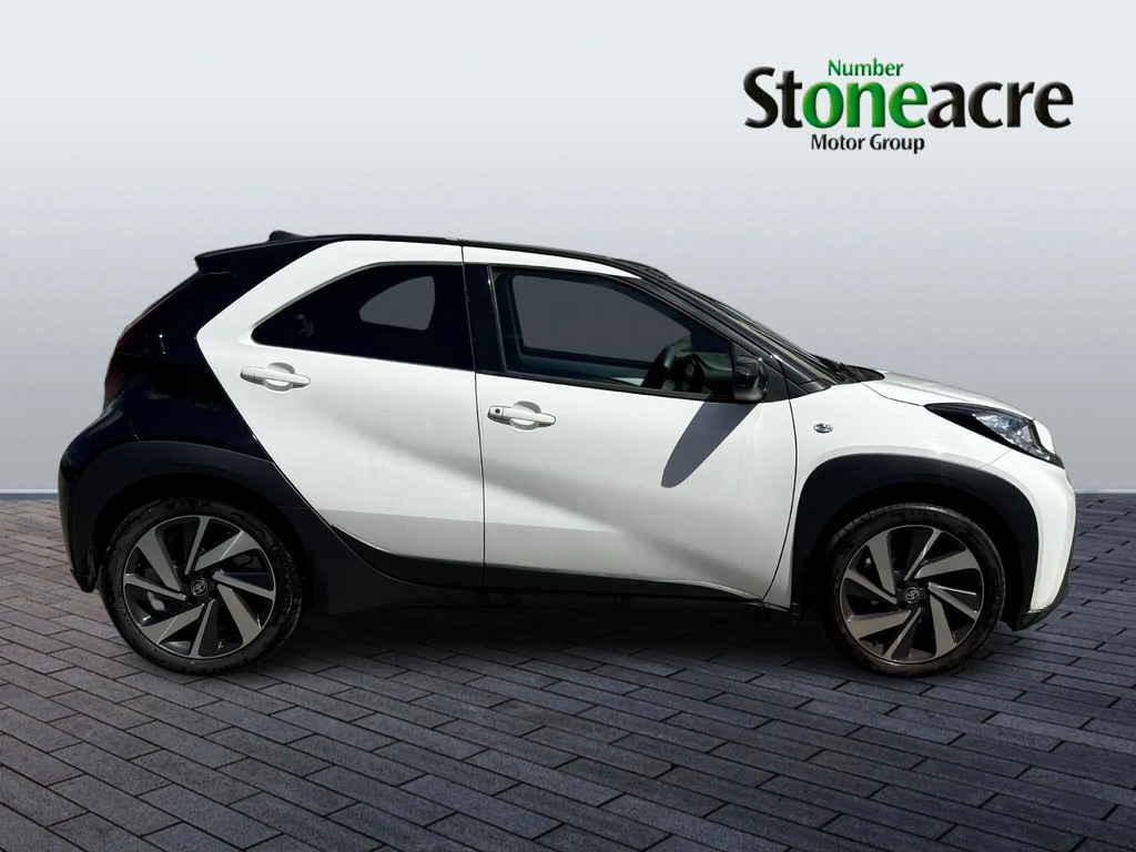 Toyota Aygo X 1.0 Vvt-i Edge DU73YJM  #2