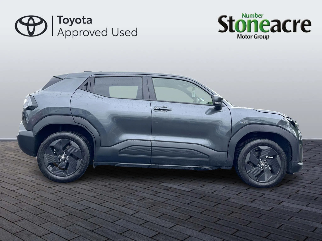 Toyota Urban Cruiser 61Kwh Design  #2