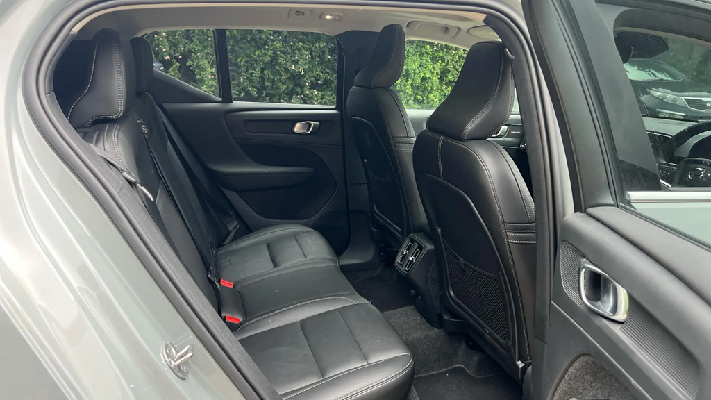 Volvo XC40 2.0 B4 Mhev Ultra Bright Dct Euro 6 Ss RV75LXU #6