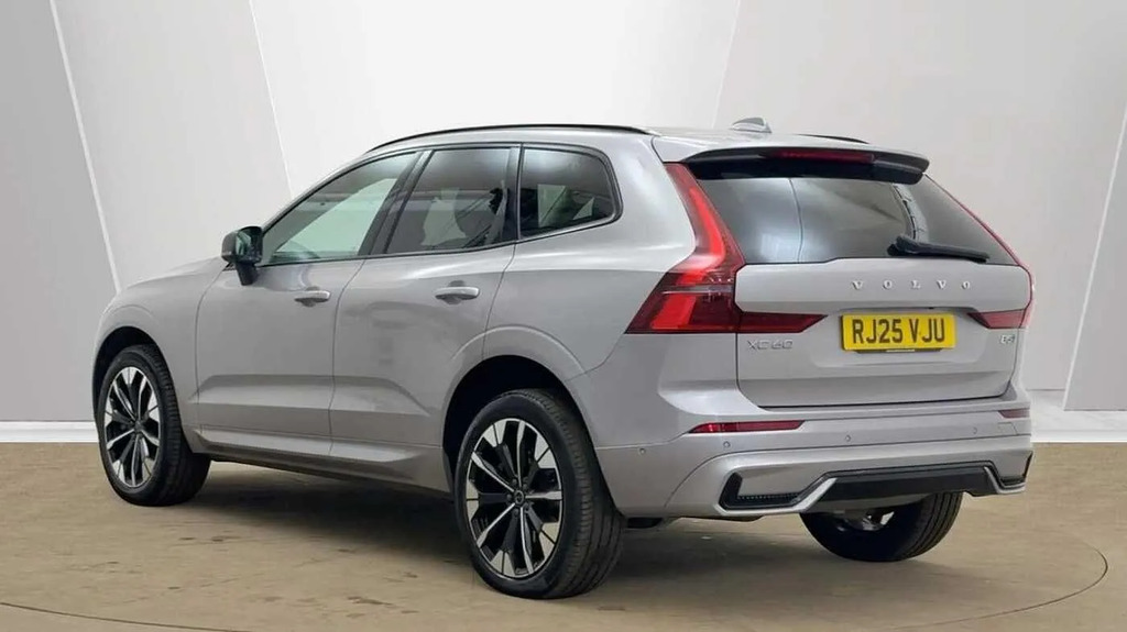 Volvo XC60 2.0 B5 Mhev Ultra Dark Awd Euro 6 Ss RJ25VJU #3