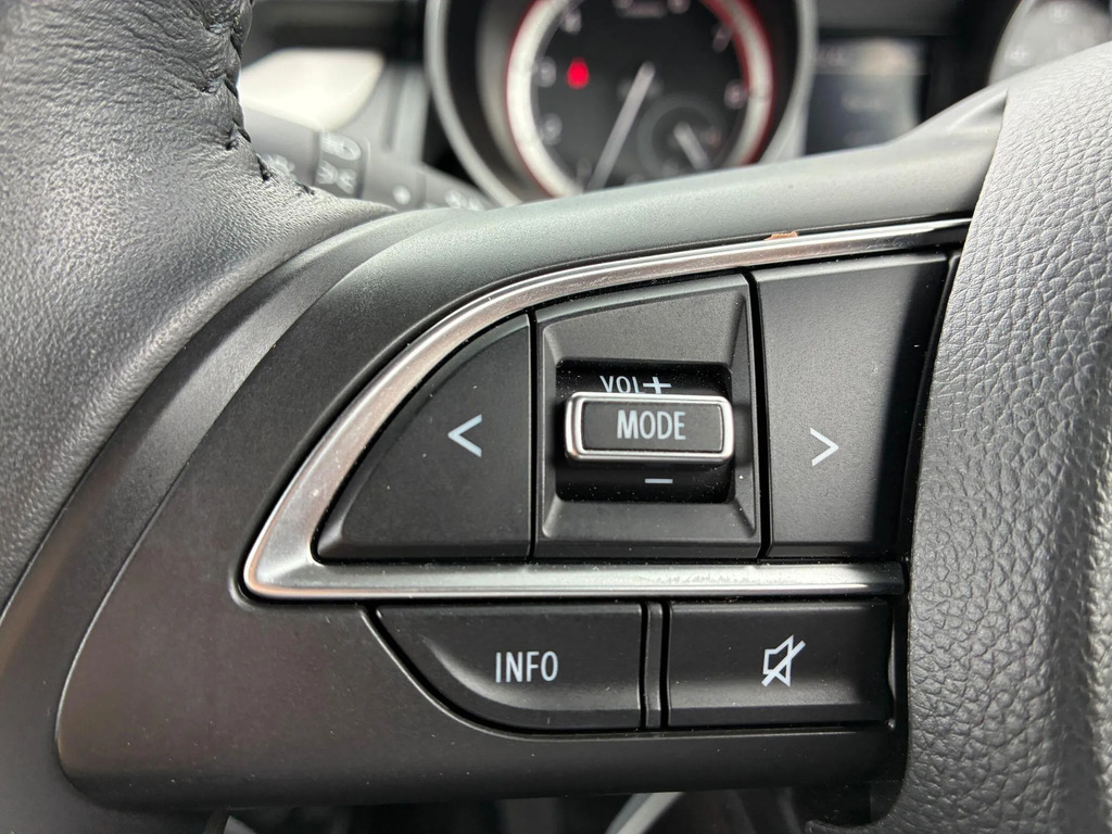Suzuki Swift 1.2 Dualjet 83 12V Hybrid Sz-l  #4