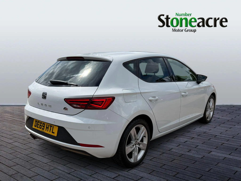 Seat Leon 1.5 Tsi Evo 150 Fr Ez DE69HTL White #3