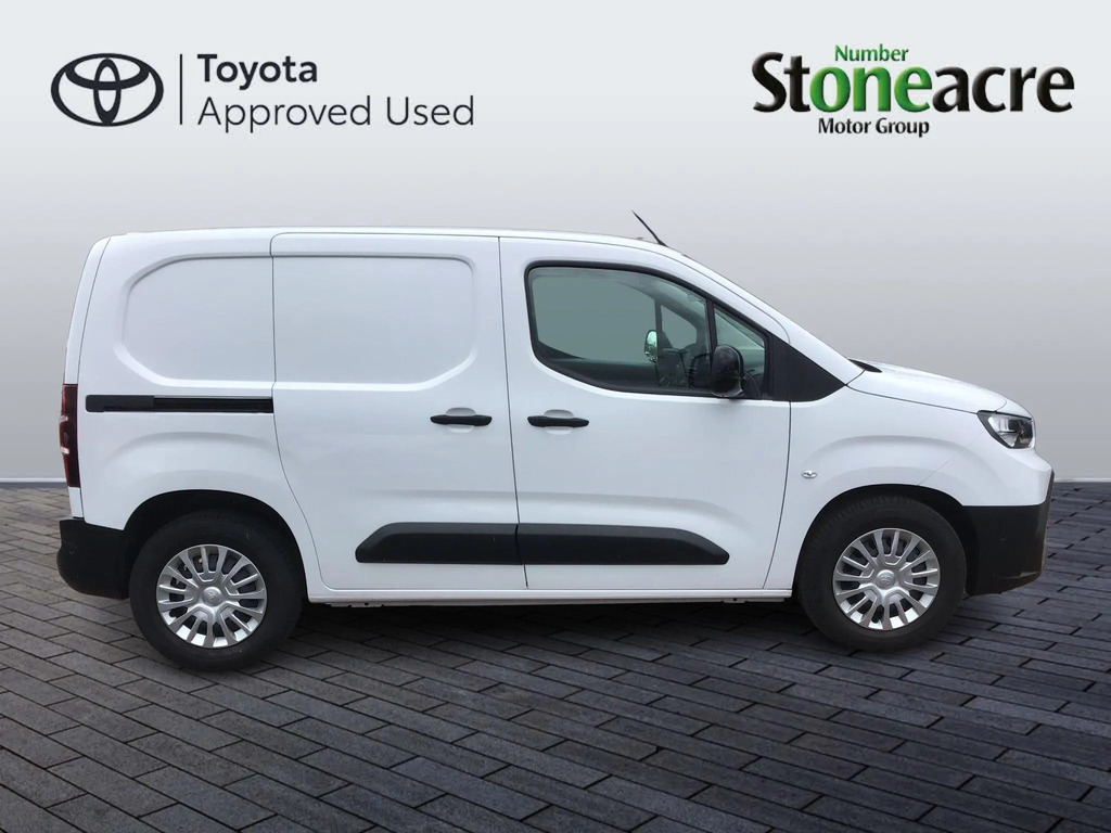 Toyota Proace City 50Kwh Icon Short Panel Van Swb  #2