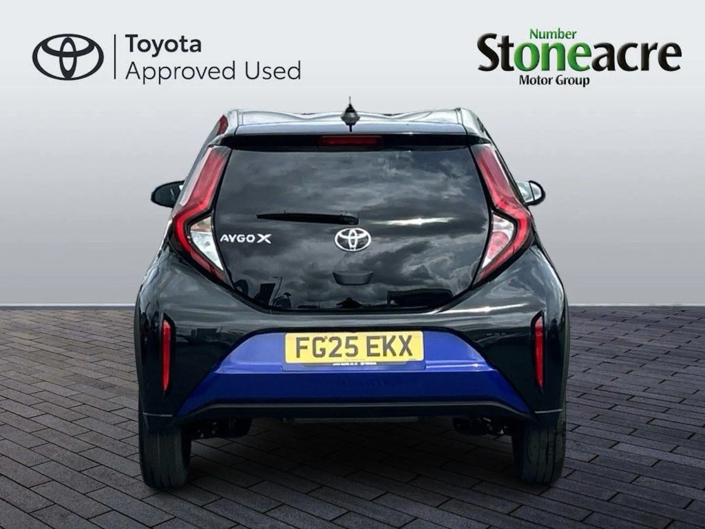 Toyota Aygo X 1.0 Vvt-i Edge FG25EKX #4