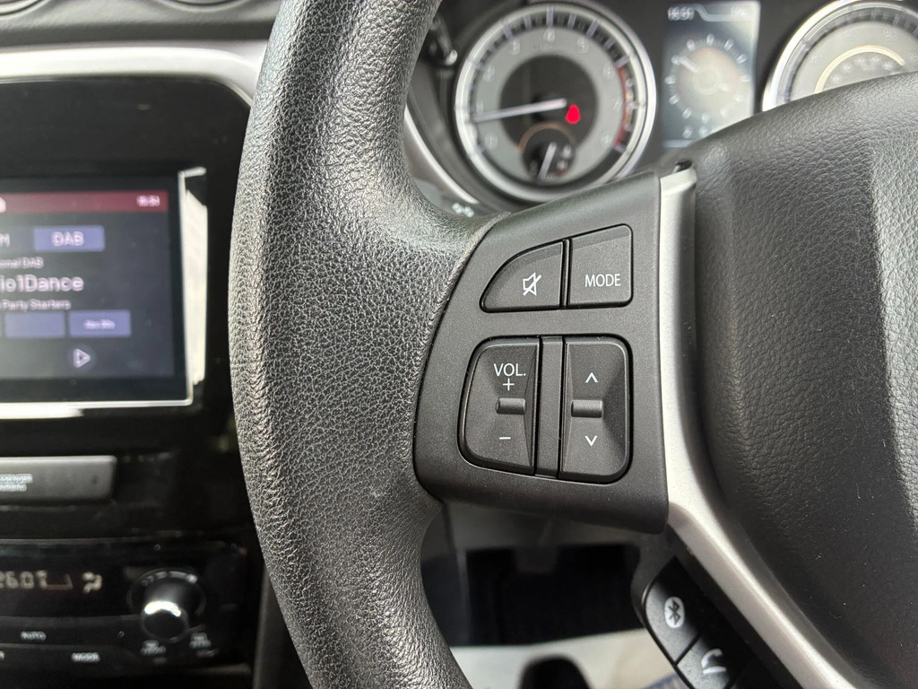 Suzuki Vitara 1.4 Boosterjet 48V Hybrid Go  #3