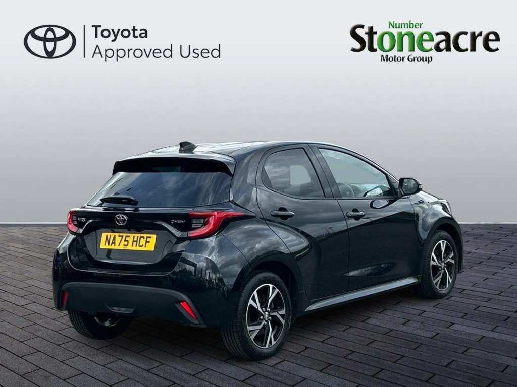 Toyota Yaris 1.5 Hybrid Design NA75HCF  #3